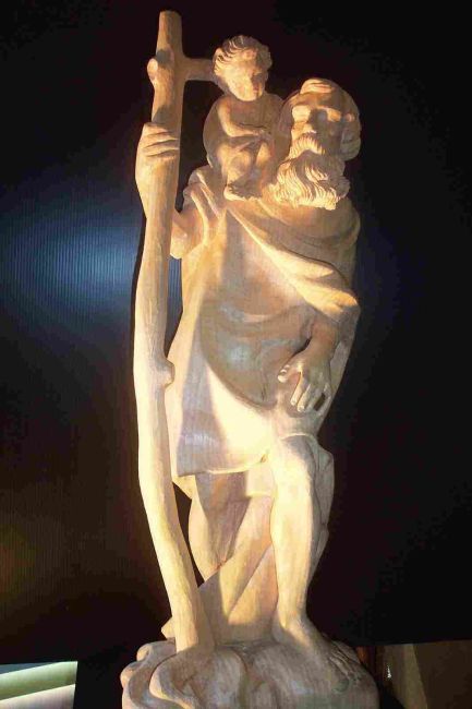 02  HL-Christphorus  Linde Oberfl.Natur-unbeh. 70cm hoch